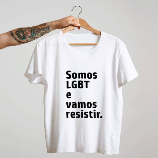 Camiseta-Branca-Somos-LGBT-e-vamos-resistir
