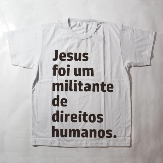 camiseta infantil - Jesus foi um militante de direitos humanos - branca