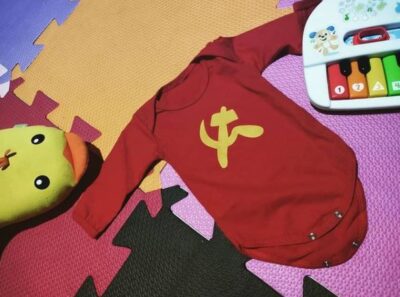 body para bebe foice e martelo