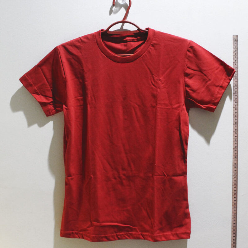 Camiseta baby look de algodão 30,1 penteada vermelha