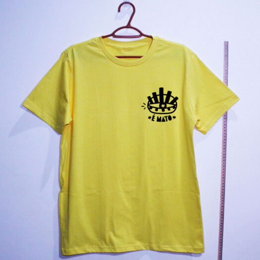 camiseta-amarela de algodão-emblema-cannabis