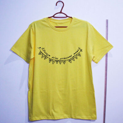 camisetas desejos de ano novo amarelo