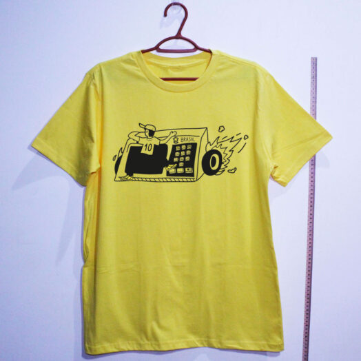 Camiseta amarela patriota do caminhão