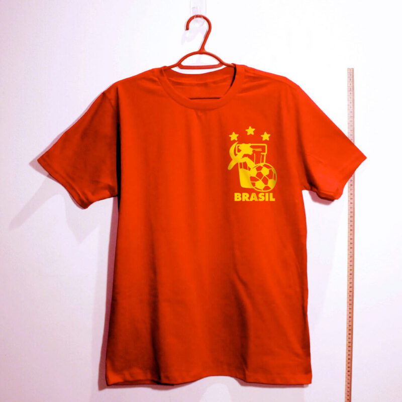 Camiseta vermelha frente - Camarada Futebol Clube