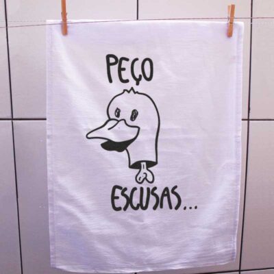 pano de prato estampado zuando sergio moro com peço escusas