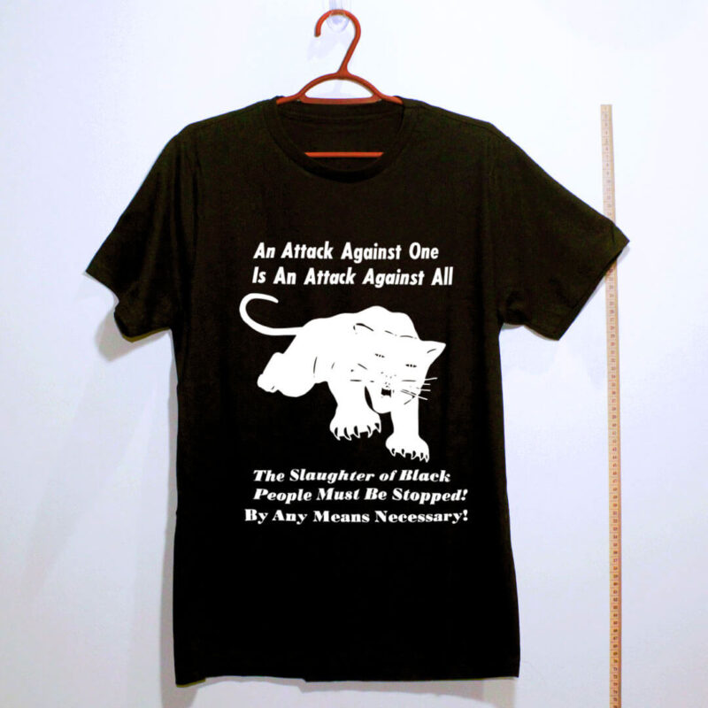 Camiseta preta de algodão - Pantera Negra - Para Auto Defesa - An attack against one is an attack against all