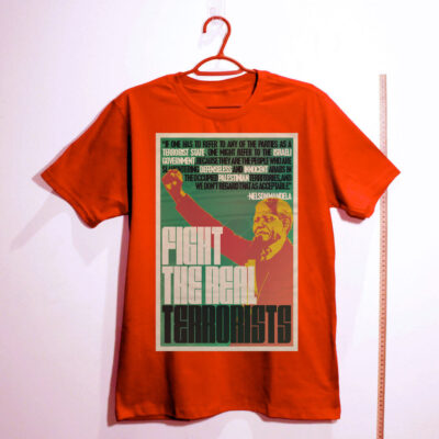 Camiseta Oversized - Fight the real terrorists por Nelson Mandela