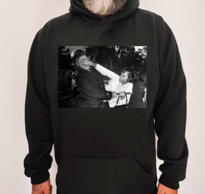 Moletom com capuz - Desobedeça por Pam Echols