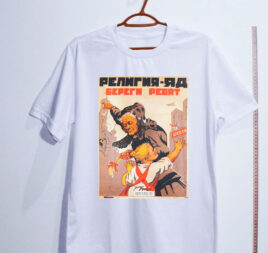 Camiseta estampada de algodão - Religião é veneno - Oversized