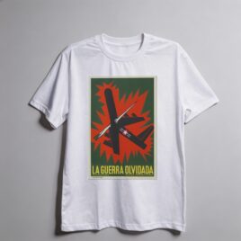 Camiseta_oversized_branco_que_isso_camarada_-_A_Guerra_Esquecida_-_Alfredo_Rostgaard_1967 | A Guerra Esquecida-1967