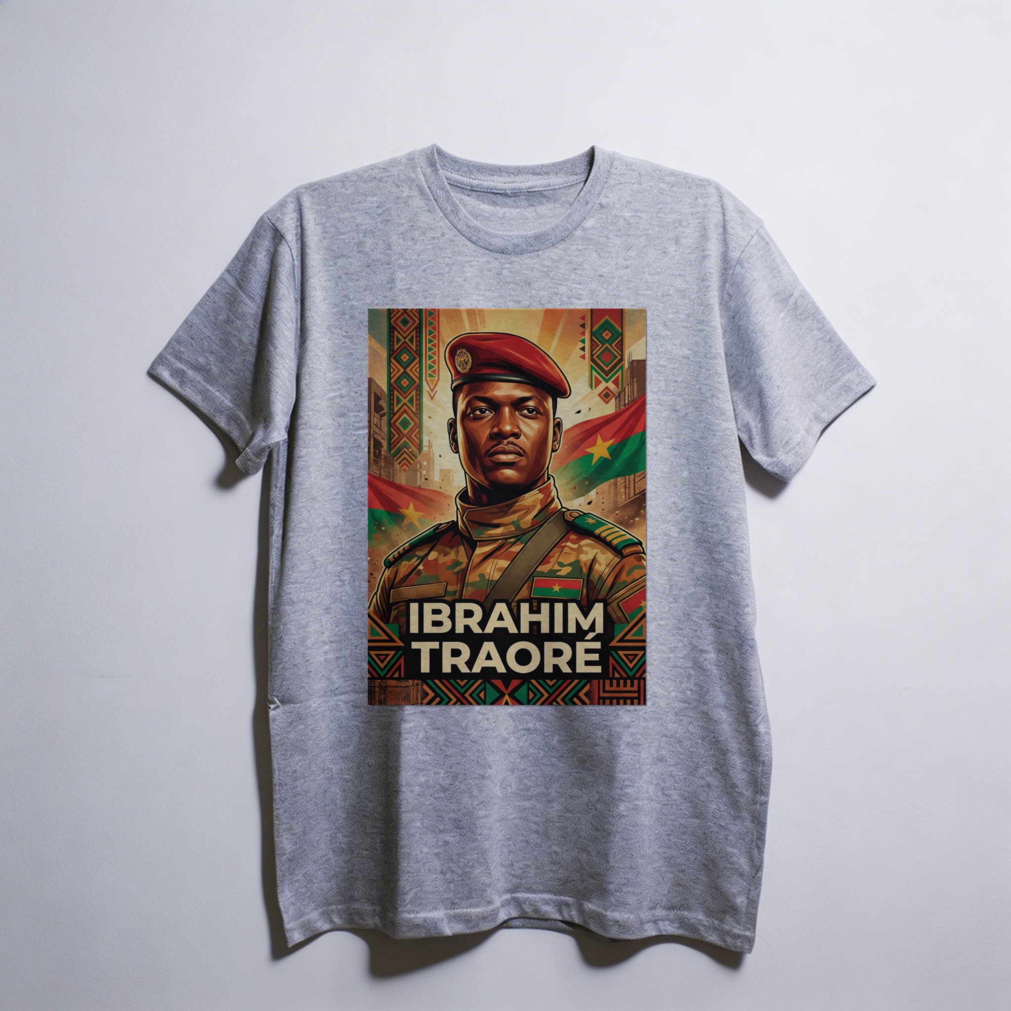 Camiseta_oversized_cinza_claro_que_isso_camarada_-_Ibrahim_Traore | Ibrahim Traoré