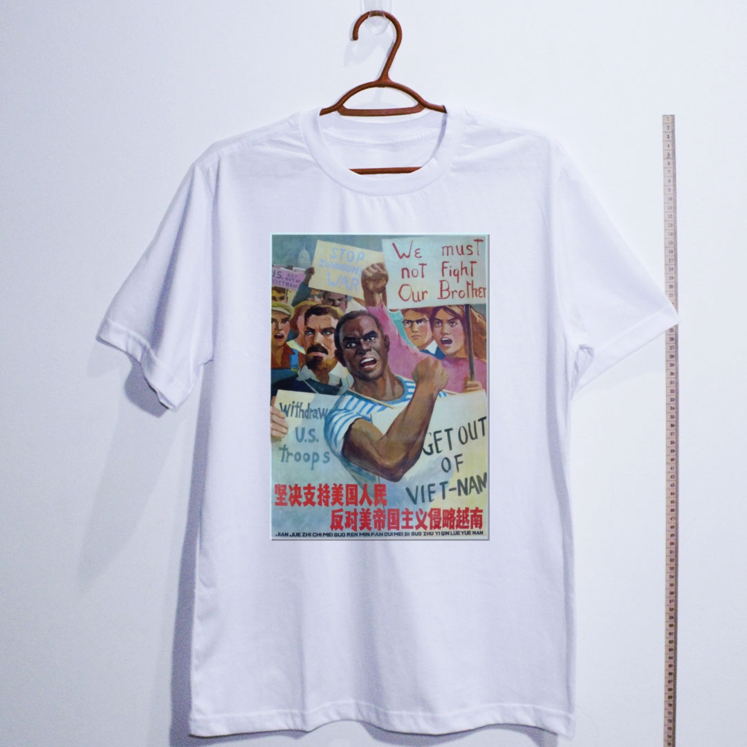 Camiseta_algodao_branco_que_isso_camarada_-_Apoie_o_povo_americano_contra_a_agressao_no_Vietna | Apoie o povo americano contra a agressão no Vietnã