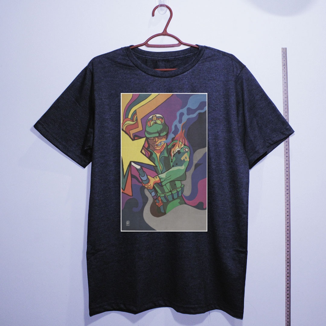 Camiseta_algodao_chumbo_que_isso_camarada_-_Guerrilheiro_com_coquetel_Molotov | Guerrilheiro com coquetel Molotov