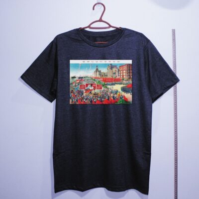 Camiseta_algodao_chumbo_que_isso_camarada_-_Onda_de_foria_anti-americana_ao_longo_do_rio_Huangpu | Onda de fúria anti-americana ao longo do rio Huangpu