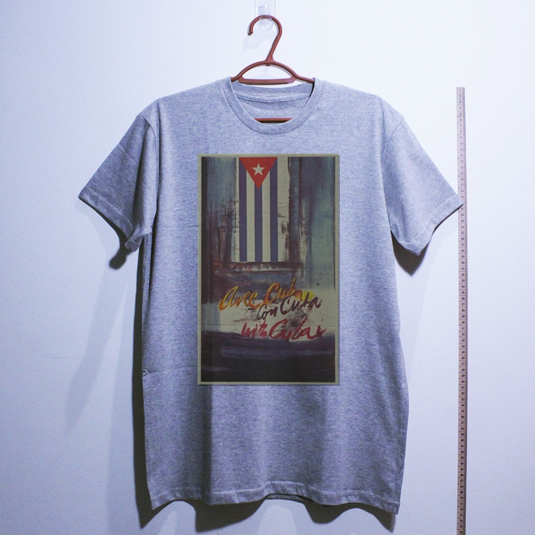 Camiseta_algodao_cinza_claro_que_isso_camarada_-_Com_Cuba_-_Raol_Martinez | Com Cuba - Raúl Martínez