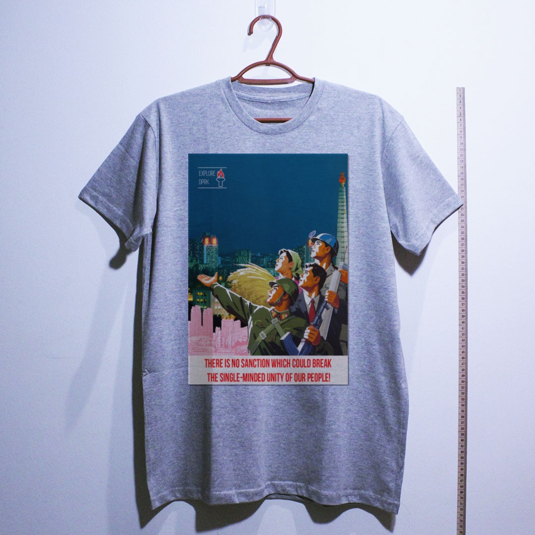 Camiseta_algodao_cinza_claro_que_isso_camarada_-_Nenhuma_sancao_quebrara_a_unidade_do_nosso_povo | Nenhuma sanção quebrará a unidade do nosso povo