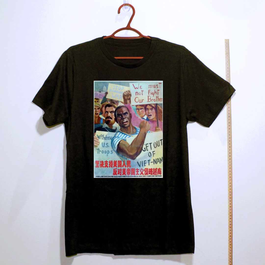 Camiseta_algodao_preto_que_isso_camarada_-_Apoie_o_povo_americano_contra_a_agressao_no_Vietna | Apoie o povo americano contra a agressão no Vietnã