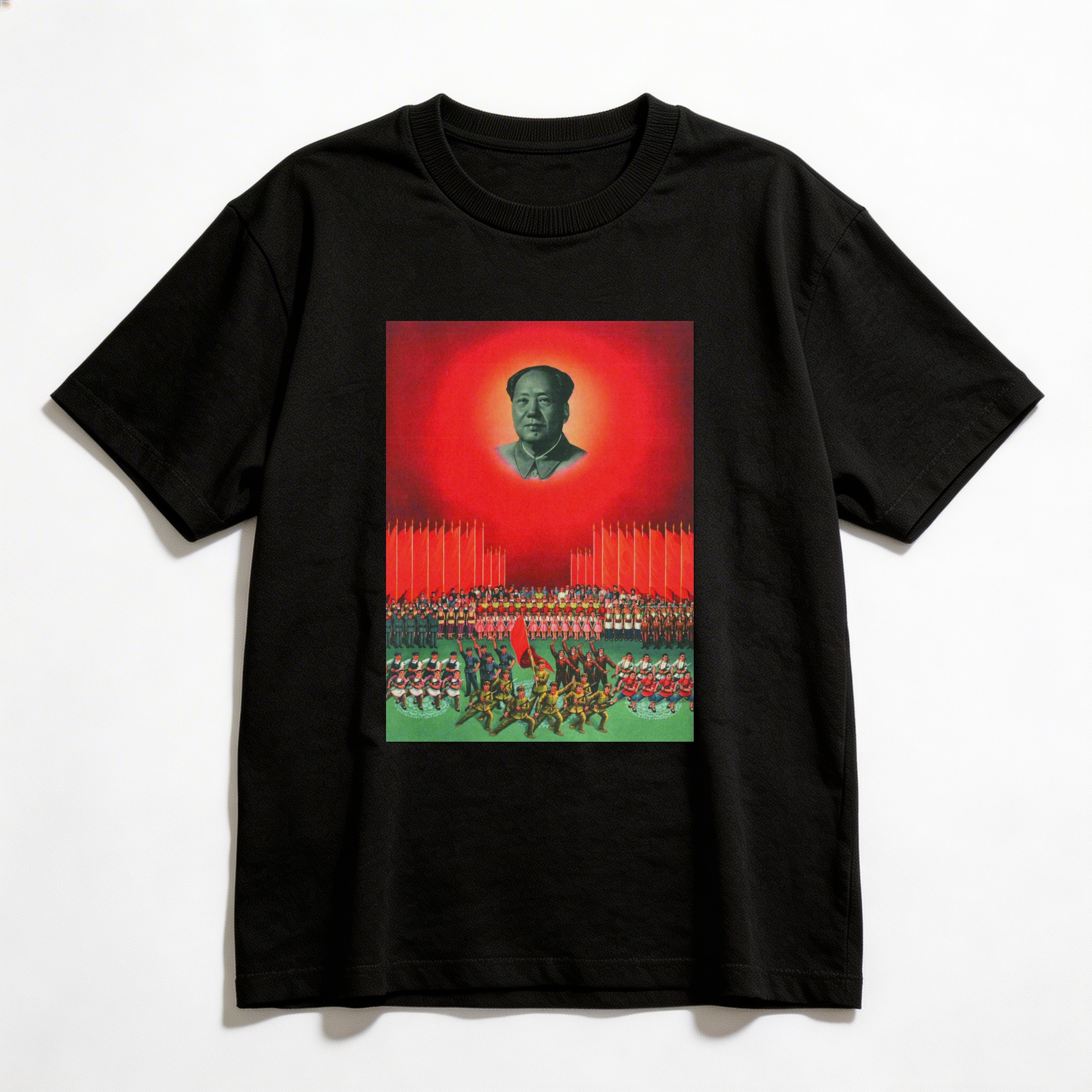 Camiseta_oversized_preto_que_isso_camarada_-_O_Oriente_e_vermelho | O Oriente é vermelho