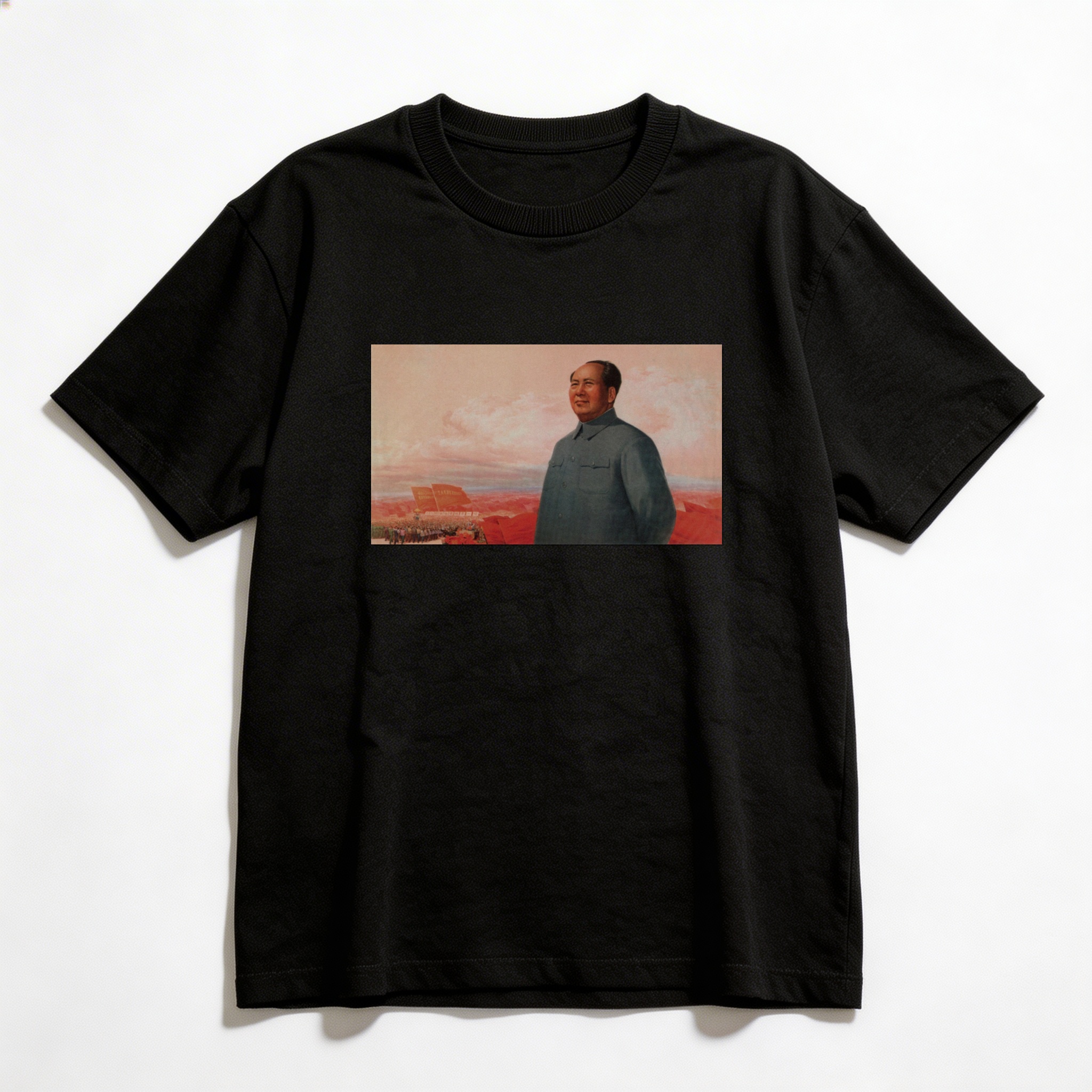 Camiseta_oversized_preto_que_isso_camarada_-_Siga_de_perto_o_grande_lider_Mao_e_avance_com_coragem | Siga de perto o grande líder Mao e avance com coragem