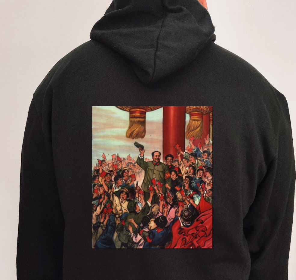 Moletom_preto_que_isso_camarada_-_O_sol_mais_vermelho_em_nosso_coracao | O sol mais vermelho em nosso coração