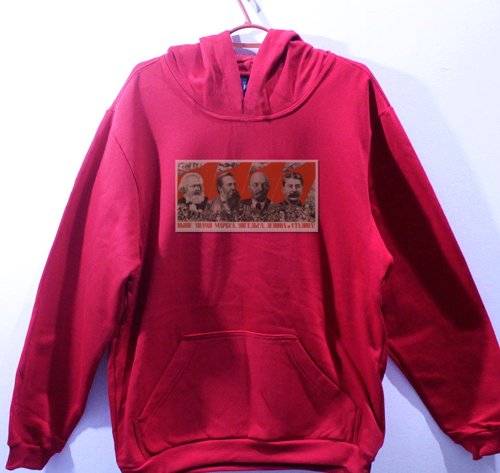 Moletom_vermelho_que_isso_camarada_-_Erguei_a_bandeira_de_Marx_Engels_Lenin_e_Stalin | Erguei a bandeira de Marx, Engels, Lênin e Stálin