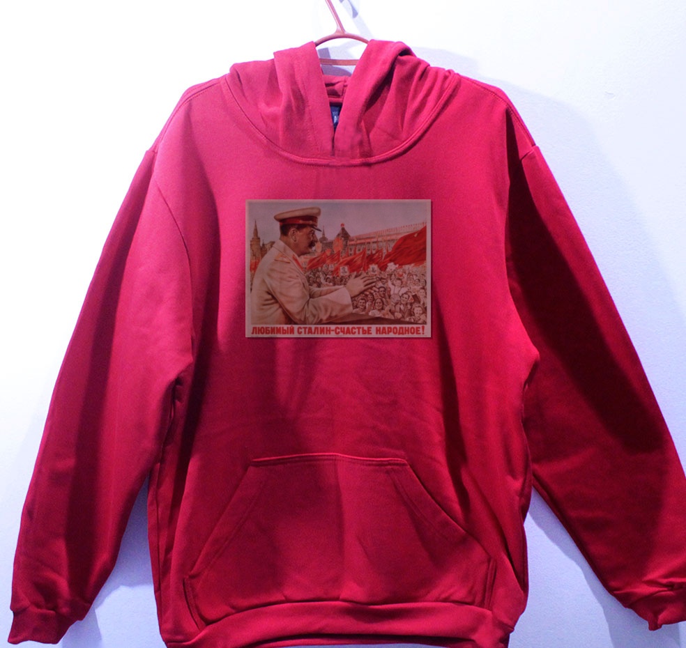 Moletom_vermelho_que_isso_camarada_-_Stalin_e_a_felicidade_do_povo | Stálin é a felicidade do povo