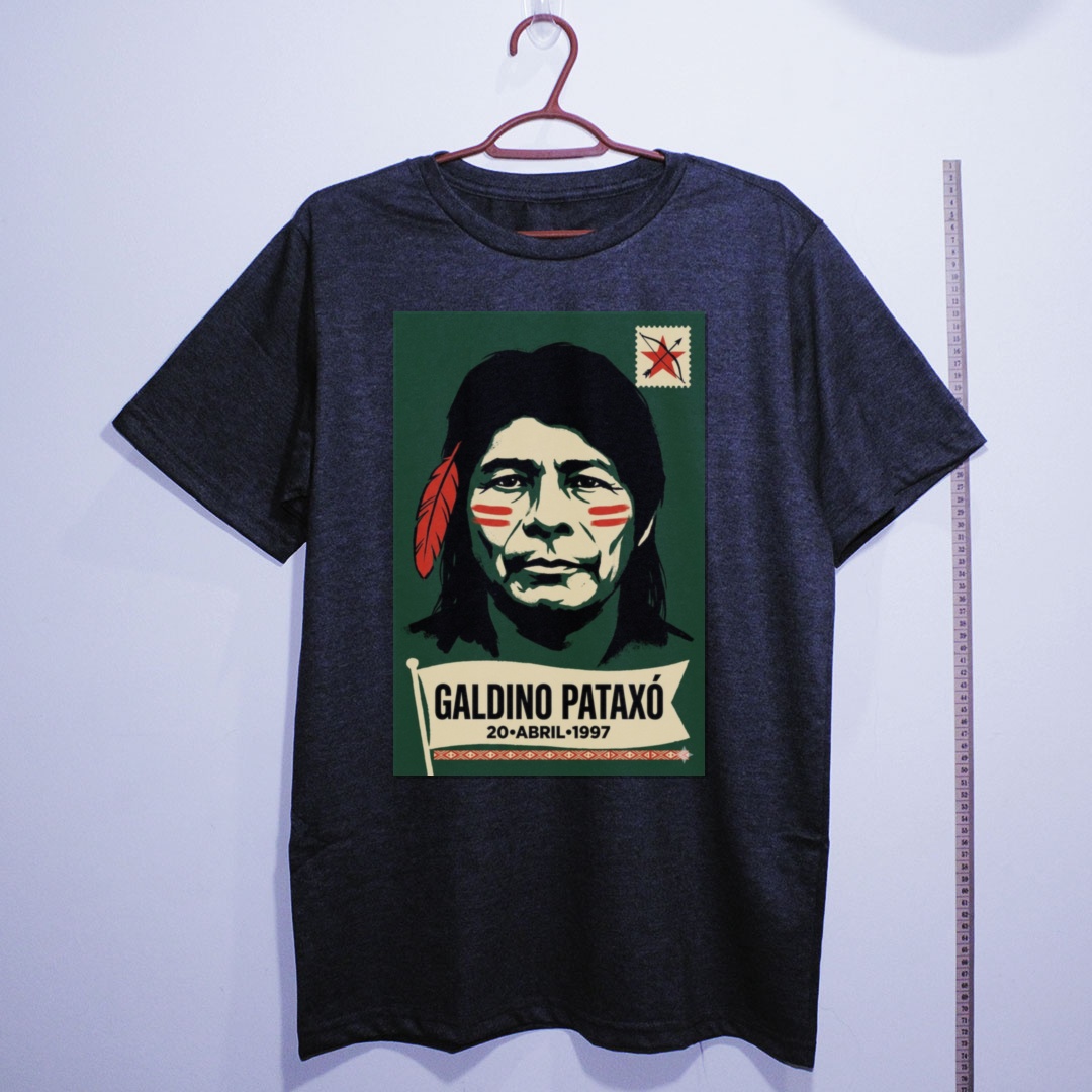Camiseta_algodao_chumbo_que_isso_camarada_-_Galdino_Pataxo | Galdino Pataxo