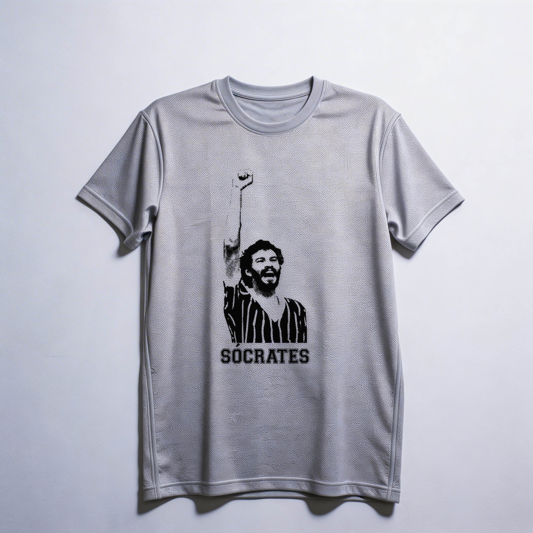 Camiseta_dry_fit_cinza_claro_que_isso_camarada_-_Socrates_fundo_trans | Socrates fundo trans