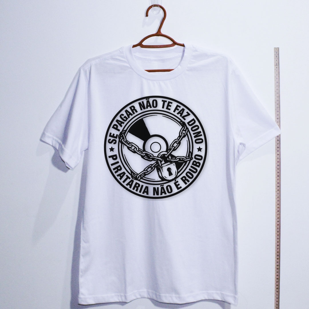 Camiseta_algodao_branco_que_isso_camarada_-_Se_pagar_nao_te_faz_dono_pirataria_nao_e_roubo | camiseta_algodao