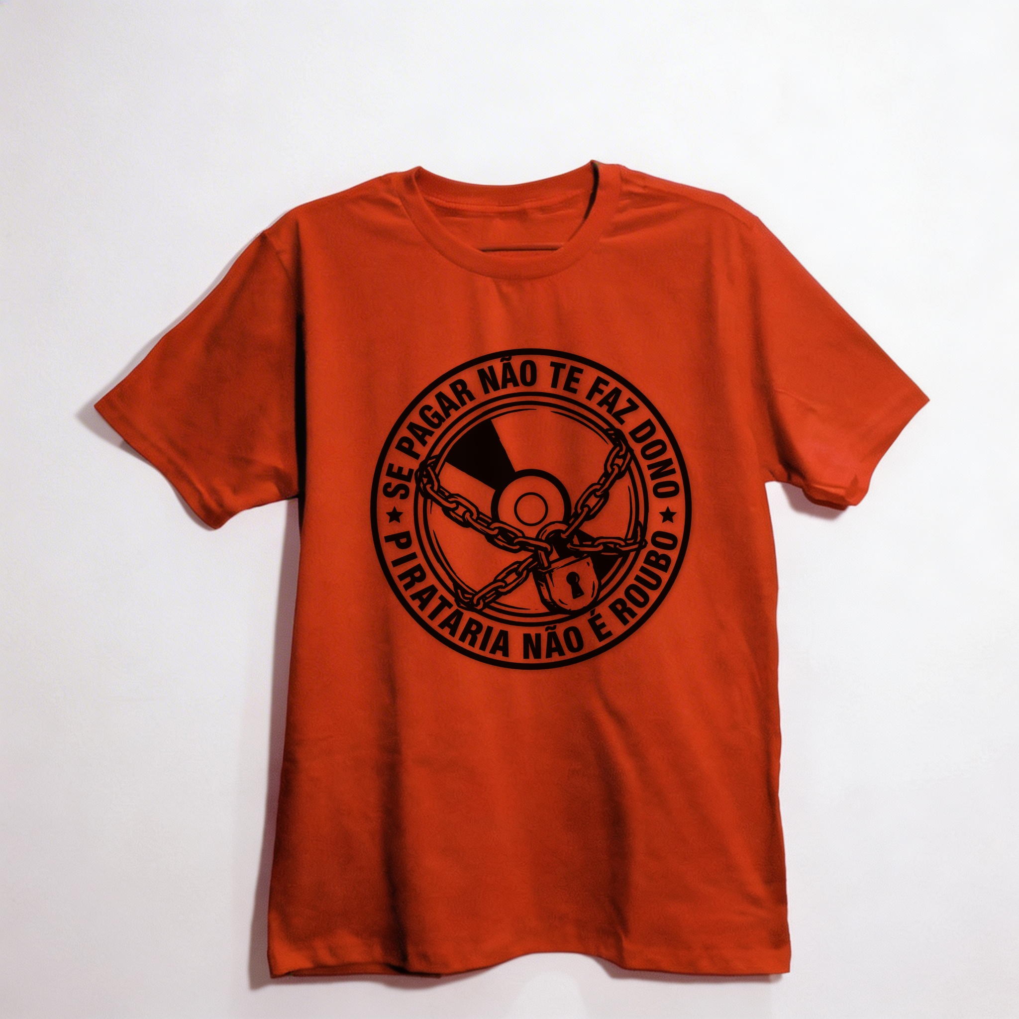 Camiseta_oversized_vermelho_que_isso_camarada_-_Se_pagar_nao_te_faz_dono_pirataria_nao_e_roubo | camiseta_oversized
