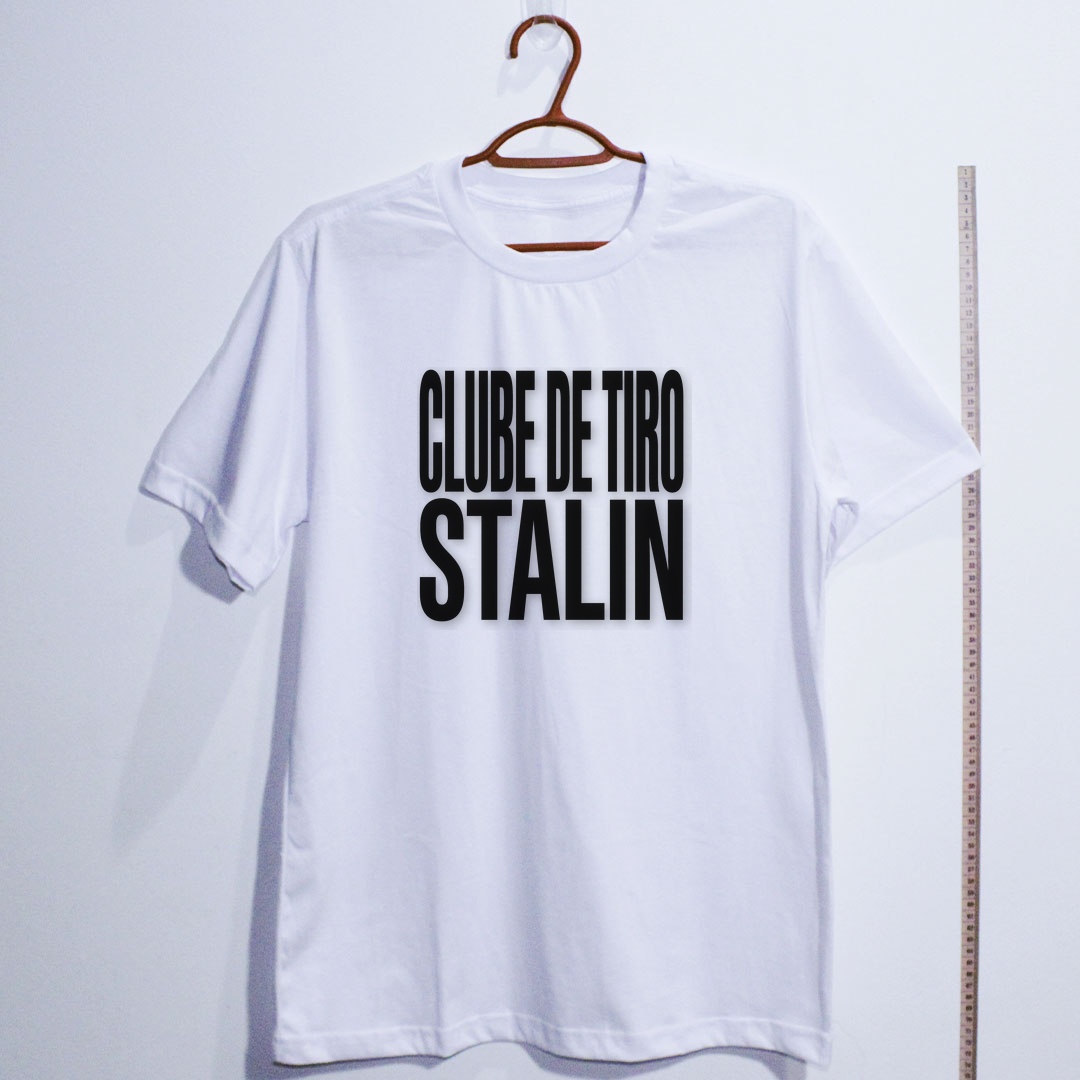 Camiseta_algodao_branco_que_isso_camarada_-_Clube_de_Tiro_Stalin_-_Tipografia | Clube de Tiro Stalin - Tipografia