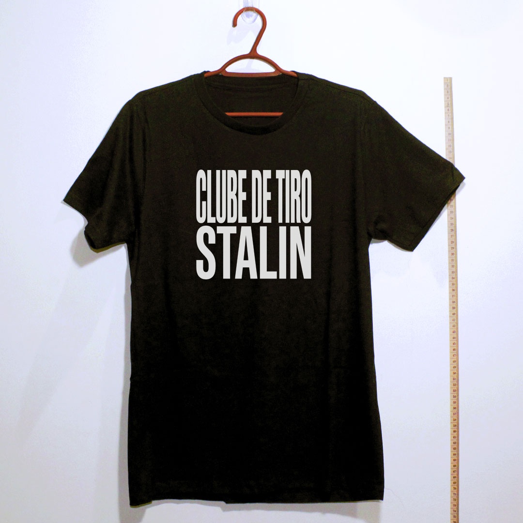 Camiseta_algodao_preto_que_isso_camarada_-_Clube_de_Tiro_Stalin_-_Tipografia | Clube de Tiro Stalin - Tipografia