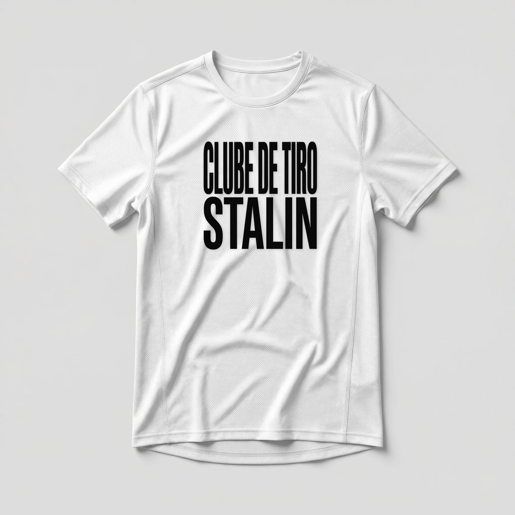 Camiseta_dry_fit_branco_que_isso_camarada_-_Clube_de_Tiro_Stalin_-_Tipografia | Clube de Tiro Stalin - Tipografia