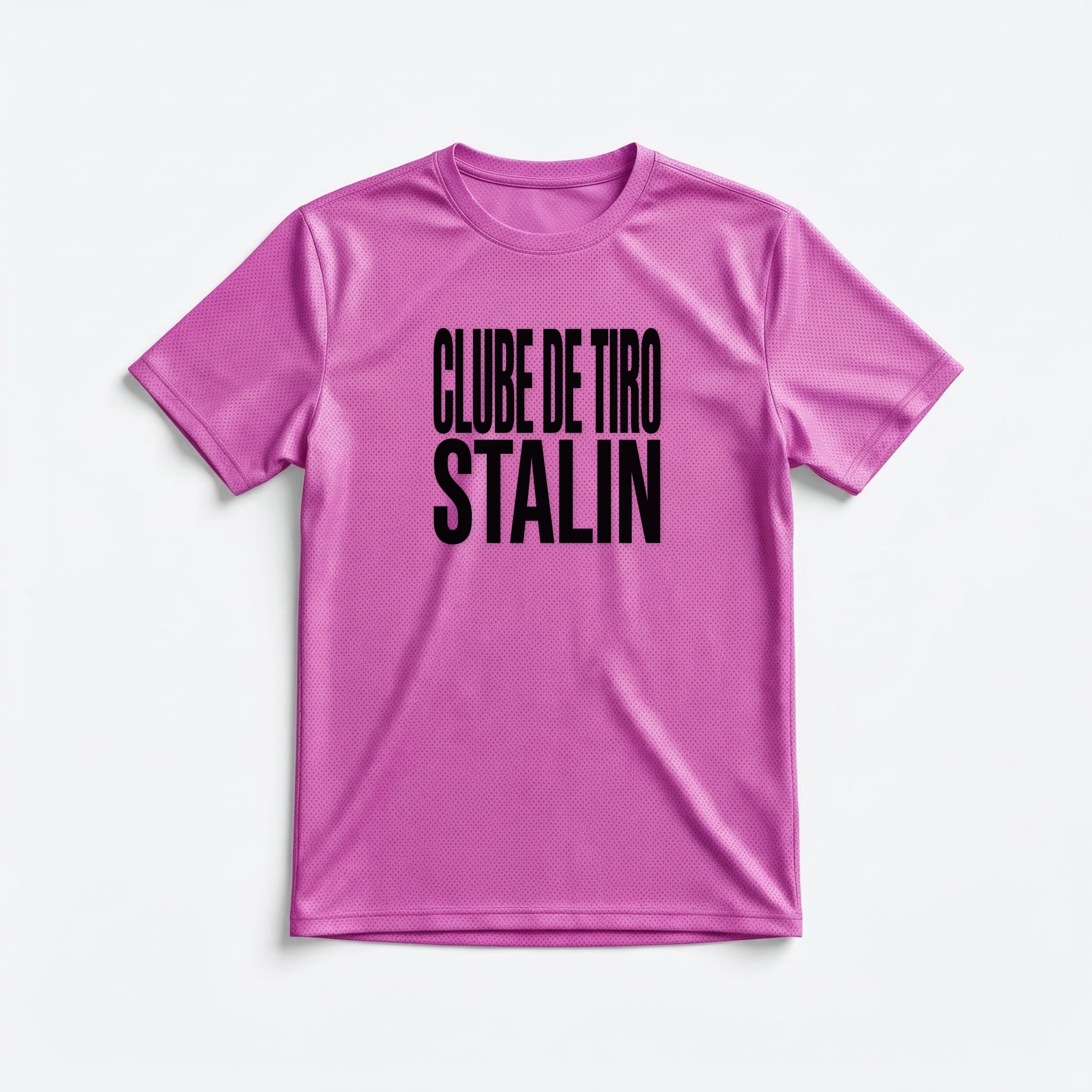 Camiseta_dry_fit_rosa_que_isso_camarada_-_Clube_de_Tiro_Stalin_-_Tipografia | Clube de Tiro Stalin - Tipografia