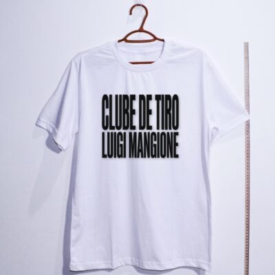 Camiseta_egipcio_branco_que_isso_camarada_-_Clube_de_Tiro_Luigi_Mangione_-_Tipografia | Clube de Tiro Luigi Mangione - Tipografia