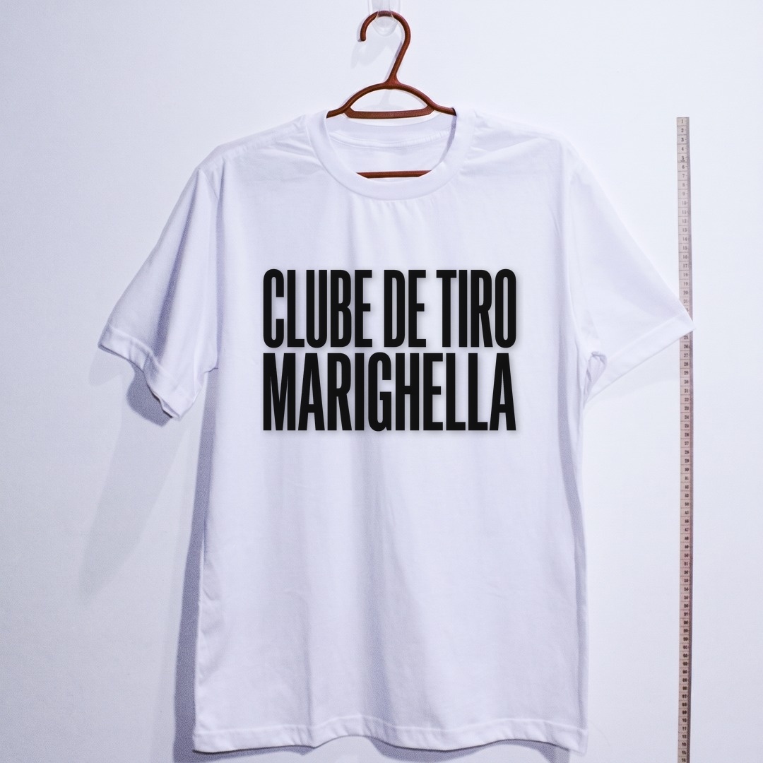 Camiseta_egipcio_branco_que_isso_camarada_-_Clube_de_Tiro_Marighella_-_Tipografia | Clube de Tiro Marighella - Tipografia