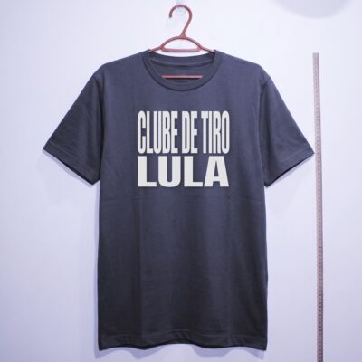 Camiseta_egipcio_chumbo_que_isso_camarada_-_Clube_de_Tiro_Lula_-_Tipografia | Clube de Tiro Lula - Tipografia