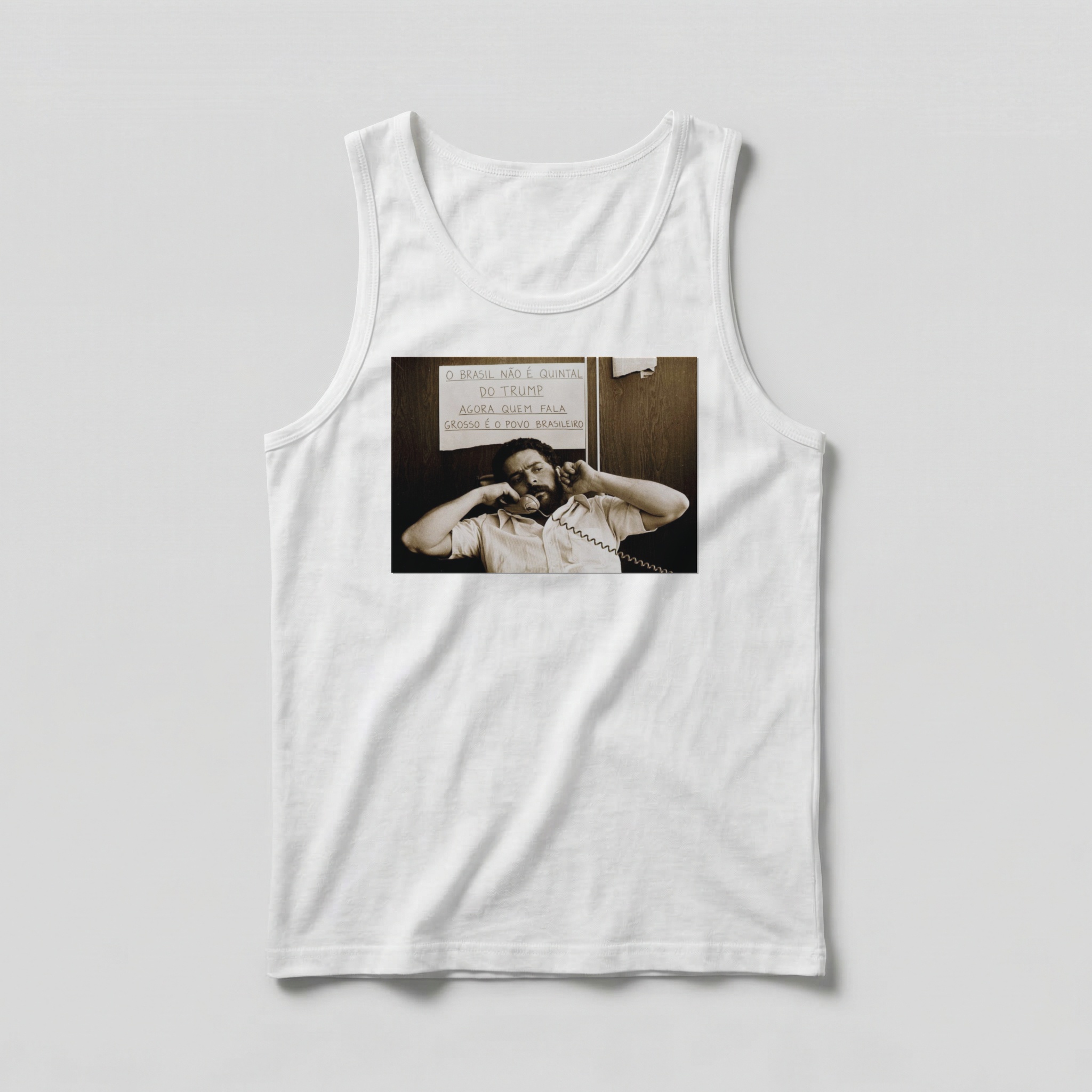 Camiseta_regata_branco_que_isso_camarada_-_O_Brasil_nao_e_quintal_de_ninguem | O Brasil não é quintal de ninguém