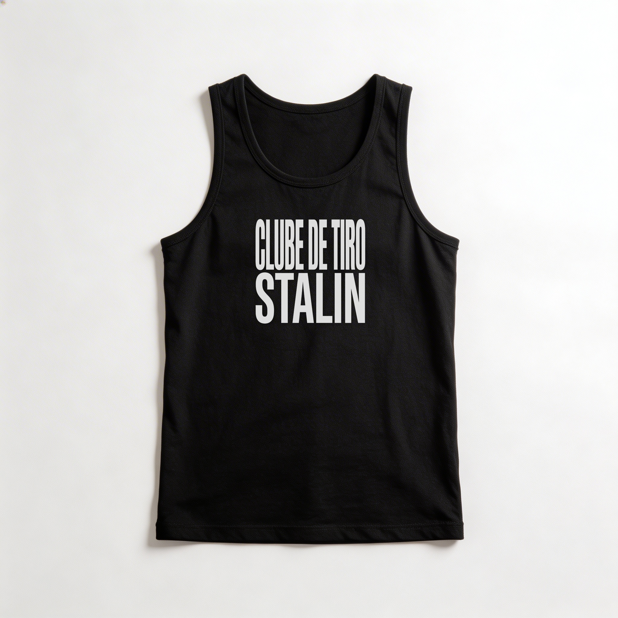 Camiseta_regata_preto_que_isso_camarada_-_Clube_de_Tiro_Stalin_-_Tipografia | Clube de Tiro Stalin - Tipografia
